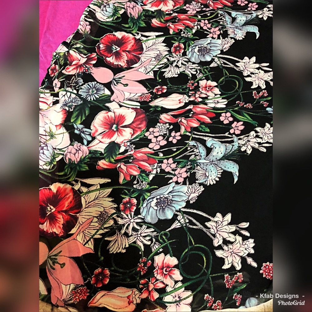 🥰LAST 1! Stunning Embroidered Back Tie Dress! - Picture 7 of 8
